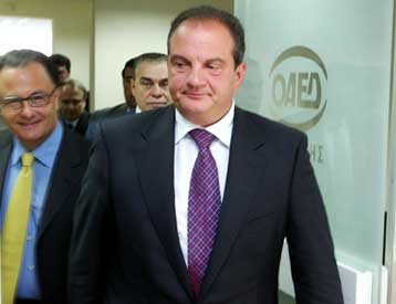 Νέες θέσεις εργασίας και αναβάθμιση του ρόλου του ΟΑΕΔ ανακοίνωσε ο Κ.Καραμανλής