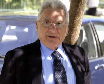 Η έκθεση Ανάν δεν λέει όλη την αλήθεια, τονίζει ο Π.Μολυβιάτης