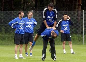 Μέρος της προπόνησης ακολούθησαν οι τέσσερις, ευελπιστεί ο Ρεχάγκελ