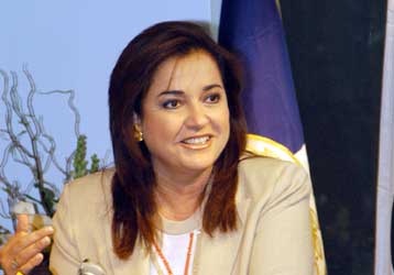 Θα εκπλήξουμε ευχάριστα ολόκληρο τον κόσμο, διαβεβαιώνει η Ντ.Μπακογιάννη