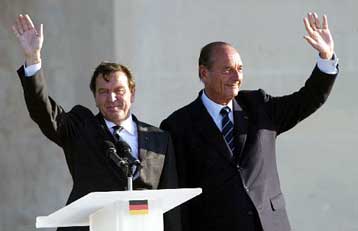 Ευθύνη της Γερμανίας να προστατεύσει την Ευρώπη, διεμήνυσε ο Γκ.Σρέντερ