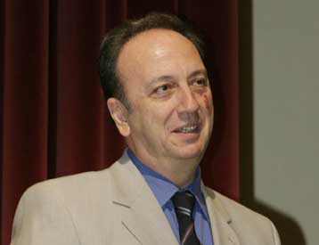 Θέμα ημερών η καταβολή δεδουλευμένων στους ωρομίσθιους εκπαιδευτικούς, δήλωσε ο Γ.Καλός