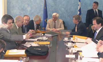 Πράσινο φως από το υπουργείο Εσωτερικών για 1.800 προσλήψεις μονίμων και εποχικών