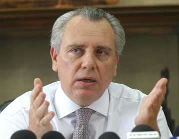 Απάντηση Αν.Παπαληγούρα στην κριτική της ΕΕ για θέματα τρομοκρατίας