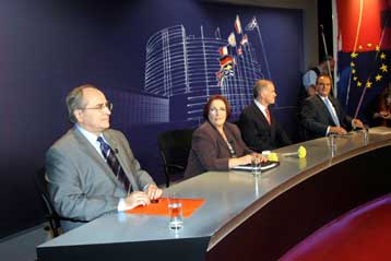 Τα κέρδη και οι ζημιές για τους πολιτικούς αρχηγούς από την τηλεοπτική αναμέτρηση