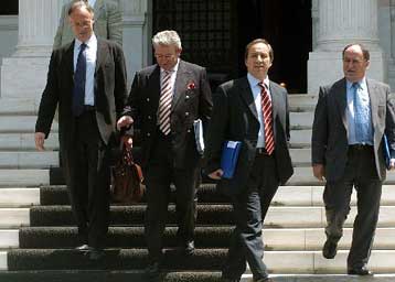 Σύγχυση για το πλεόνασμα ασφαλιστικών ταμείων και τον υπολογισμό του ελλείμματος