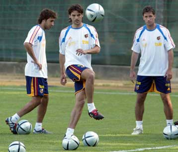 Χωρίς τον Αλμπέδα η προπόνηση της Ισπανίας, δεν ανησυχούν οι «φούριας ρόχας»