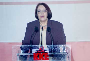 Να απορρίψουν ΠΑΣΟΚ και ΝΔ κάλεσε τους ψηφοφόρους η Αλέκα Παπαρήγα