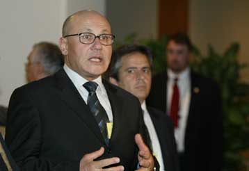 Απευθείας επικοινωνία των Τουρκοκυπρίων με την Κομισιόν επιδιώκει ο Ταλάτ