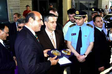 Σε πλήρη ετοιμότητα οι αστυνομικές αρχές σε όλη τη χώρα, διαβεβαίωσε ο Γ.Βουλγαράκης