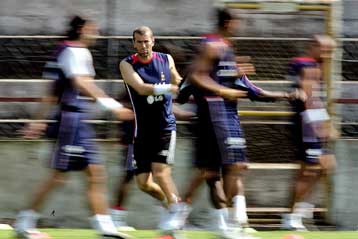 Ανέπαφη εδώ και 11 αγώνες (1032 λεπτά) η εστία της Γαλλίας