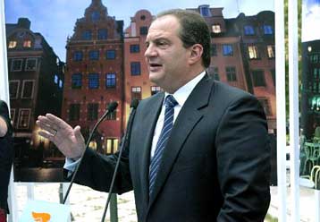 Ελάχιστο εγγυημένο εισόδημα για κάθε ανασφάλιστο προωθεί η κυβέρνηση