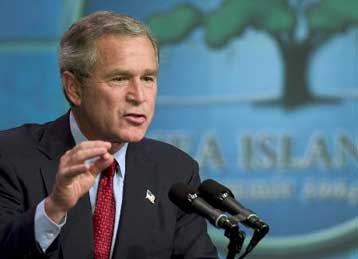 Διαβεβαιώσεις Μπους περί εντολής για σύννομη ανάκριση κρατουμένων σε Ιράκ-Αφγανιστάν