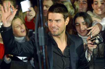 Στα χέρια των Σιλβέστερ Σταλόνε και Τομ Κρουζ η Ολυμπιακή Φλόγα στο Λος Αντζελες