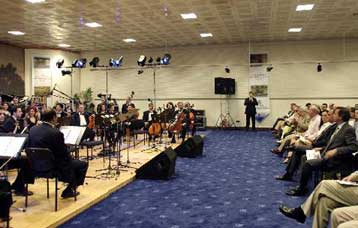 Εκδήλωση μνήμης στο Μετρό για τα 10 χρόνια από το «αντίο» του Μάνου Χατζηδάκι