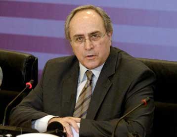 Το εκλογικό αποτέλεσμα δεν ικανοποιεί τον ΣΥΝ, παραδέχτηκε ο Ν.Κωνσταντόπουλος