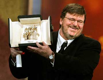 Ακατάλληλο για άτομα κάτω των 17 ετών κρίθηκε στις ΗΠΑ το «Fahrenheit 9/11»