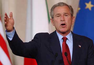 Στην «πυρά» η εξωτερική πολιτική του Μπους από πρώην υψηλόβαθμα κυβερνητικά στελέχη