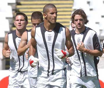 Tέλος το Eυρωπαϊκό Πρωτάθλημα για τον Νίκι Μπατ