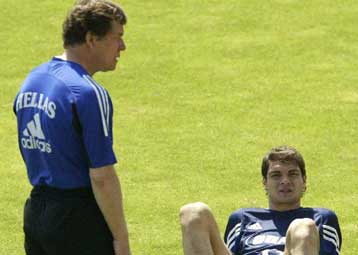 Αξίζαμε τον βαθμό δήλωσε ο Ρεχάγκελ, για όνειρο μίλησε ο Ντέμης