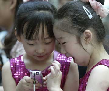 Γεγονός αποτελεί ο πρώτος ιός που μπορεί να διαδοθεί μέσω κινητού τηλεφώνου