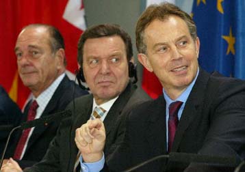 Φόβοι αδιεξόδου στις διαπραγματεύσεις των «25» για την επισφράγιση του Συντάγματος