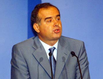 Ουδείς έχει ζητήσει την αποστολή Ελλήνων στρατιωτών στο Ιράκ διαβεβαιώνει η κυβέρνηση