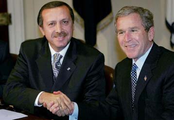 Οι Κούρδοι αντάρτες του Β.Ιράκ «κυρίαρχοι» στην επικείμενη επίσκεψη Μπους στην Αγκυρα