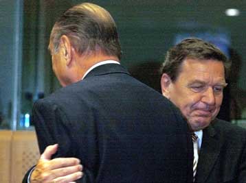 Σε συμφωνία για το Ευρωσύνταγμα κατέληξαν οι «25» στις Βρυξέλλες