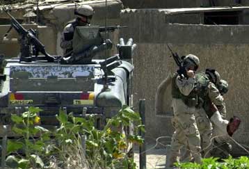 Αιματηρή επίθεση των ΗΠΑ στη Φαλούτζα – Σχέδιο αποστολής ΝΑΤΟϊκών στρατιωτών στο Ιράκ