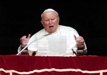 Το Βατικανό εκφράζει λύπη για την απουσία αναφοράς του χριστιανισμού στο Ευρωσύνταγμα