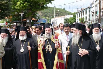 Με κάθε επισημότητα η ενθρόνιση του νέου μητροπολίτη Ελευθερούπολης