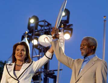 Πανηγυρική τελετή στην Τάιμς Σκουέαρ και στον ΟΗΕ για την Ολυμπιακή Φλόγα