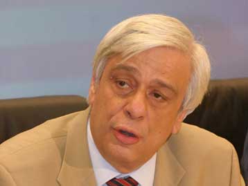 Μέτρα υπέρ της κοινωνικής δικαιοσύνης θα λάβει από το Σεπτέμβριο η κυβέρνηση