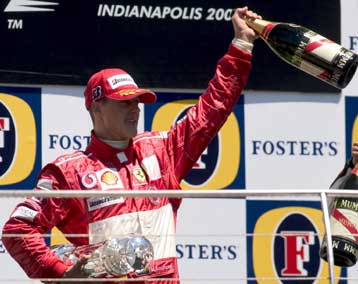 Την όγδοη εφετινή νίκη του πέτυχε ο Σουμάχερ στην Ινδιανάπολη