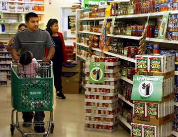 Δεύτερο κύμα ανατιμήσεων στα σούπερ μάρκετ