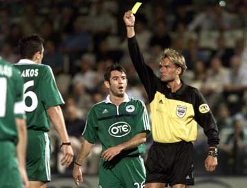 Ο Σουηδός Αντερς Φρισκ θα «σφυρίξει» τον αγώνα της εθνικής με τη Γαλλία