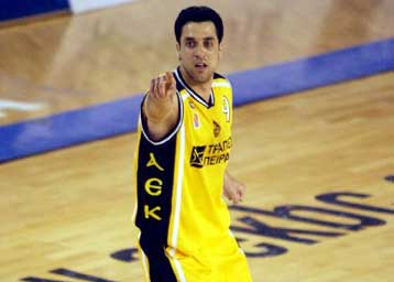 Χατζής: Ελπίζω η ΑΕΚ μαζί με εμένα να πετύχει τους στόχους της