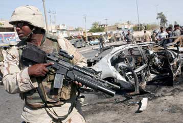 Μπαράζ επιθέσεων Ιρακινών ανταρτών – Τουλάχιστον 70 νεκροί