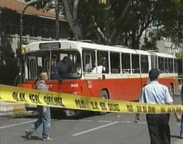 Έκρηξη στην Κωνσταντινούπολη με τέσσερις νεκρούς και δεκάδες τραυματίες