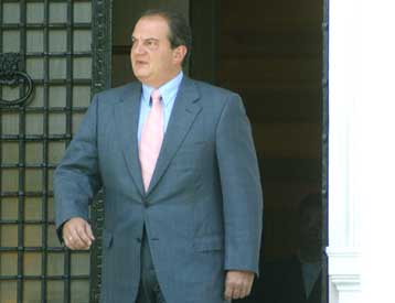 Σύσκεψη στο Μαξίμου εν όψει της Συνόδου Κορυφής του ΝΑΤΟ στην Κωνσταντινούπολη