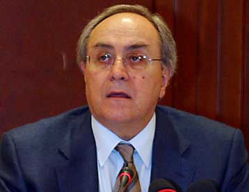 Θέσεις και αντιθέσεις υποψηφίων ηγετών του ΣΥΝ στην Κεντρική Πολιτική Επιτροπή