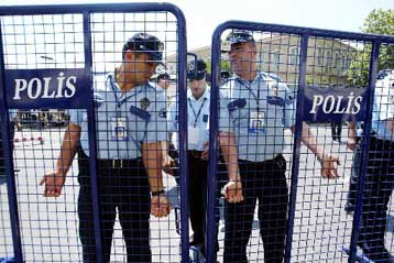 Έκρηξη μικρής ισχύος, χωρίς τραυματίες, στην Κωνσταντινούπολη