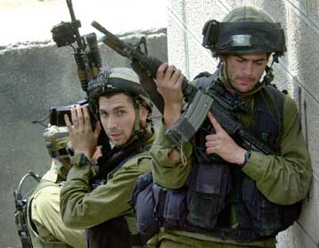 Εκδίκηση για την ισραηλινή επιχείρηση στη Ναμπλούς υπόσχονται οι φανατικοί Παλαιστίνιοι