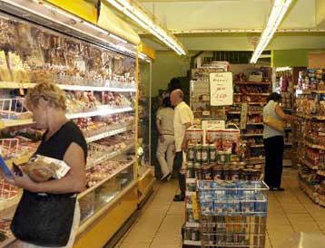 Ακριβότερα στην Ελλάδα τα προϊόντα ξένων αλυσίδων καταστημάτων