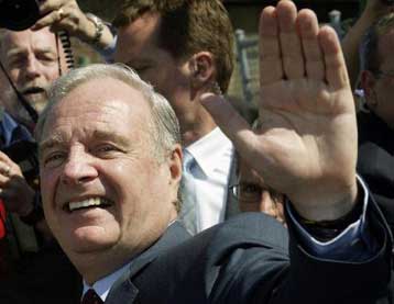 Πρώτο κόμμα, χωρίς αυτοδυναμία, οι Φιλελεύθεροι στον Καναδά