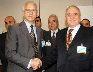 Διαβουλεύσεις Αθήνας – Αγκυρας για εξοπλισμούς, μίλια και παραβιάσεις