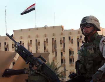 Στήριξη στην ιρακινή κυβέρνηση υπόσχονται ΗΠΑ, Βρετανία – Αναγνώριση από το Κουβέιτ