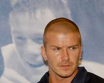 Προεκλογική επίθεση του Σανθ στον Πέρεθ για την απόκτηση του Μπέκαμ