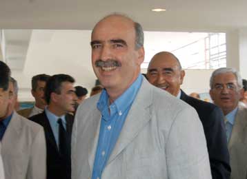 Αναδιοργανώνεται η ΝΔ πριν από το Συνέδριο